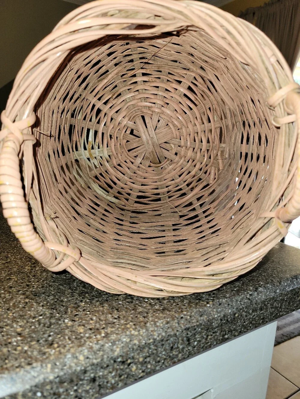 Vintage 90s Pink Wicker Basket Round Storage Boho Cottagecore Decor